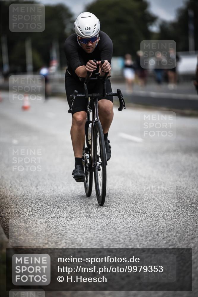 16.08.2026 - KN Förde Triathlon 2026 H.Heesch http://msf.ph/oto/9979353 16.08.2026 11:34:53 Radfahren 408 meine-sportfotos.de