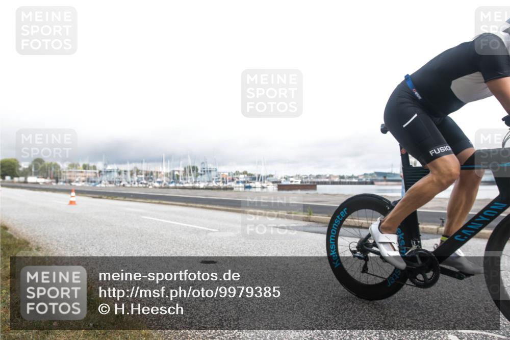 16.08.2026 - KN Förde Triathlon 2026 H.Heesch http://msf.ph/oto/9979385 16.08.2026 11:03:55 Radfahren 310, 343 meine-sportfotos.de