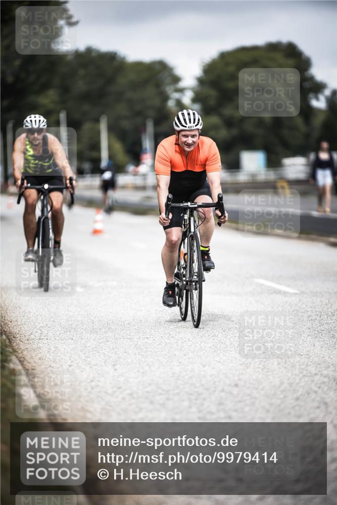 16.08.2026 - KN Förde Triathlon 2026 H.Heesch http://msf.ph/oto/9979414 16.08.2026 11:35:01 Radfahren 322, 356, 364, 401 meine-sportfotos.de