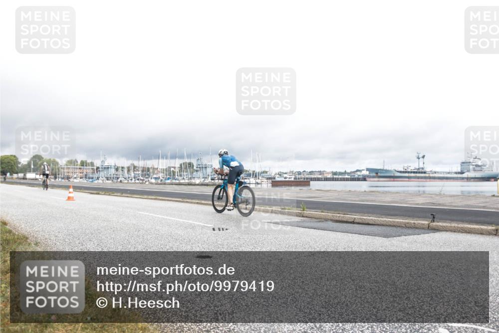 16.08.2026 - KN Förde Triathlon 2026 H.Heesch http://msf.ph/oto/9979419 16.08.2026 11:05:28 Radfahren  meine-sportfotos.de