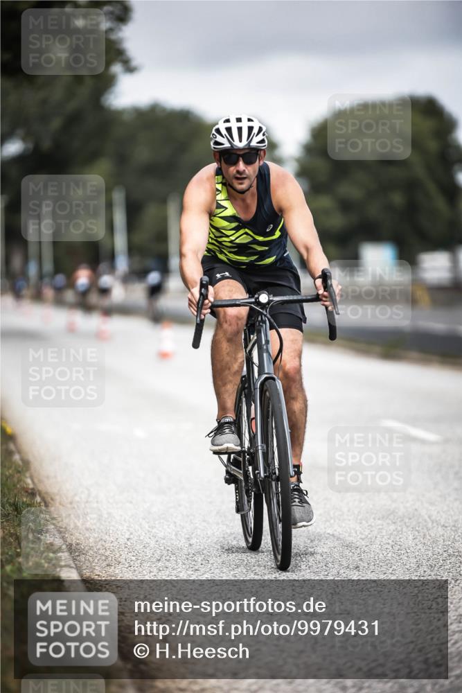 16.08.2026 - KN Förde Triathlon 2026 H.Heesch http://msf.ph/oto/9979431 16.08.2026 11:35:03 Radfahren 322, 356, 364, 401 meine-sportfotos.de