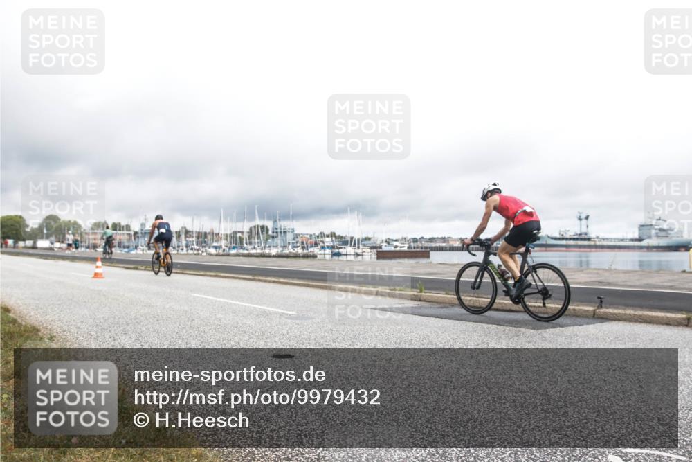 16.08.2026 - KN Förde Triathlon 2026 H.Heesch http://msf.ph/oto/9979432 16.08.2026 11:07:00 Radfahren  meine-sportfotos.de