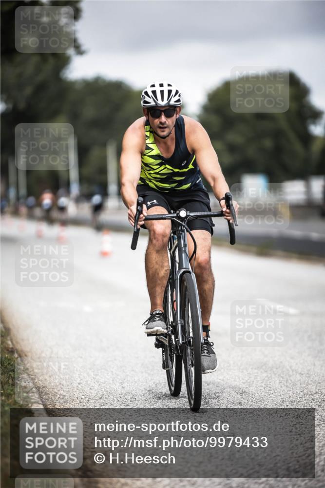 16.08.2026 - KN Förde Triathlon 2026 H.Heesch http://msf.ph/oto/9979433 16.08.2026 11:35:03 Radfahren 322, 356, 364, 401 meine-sportfotos.de