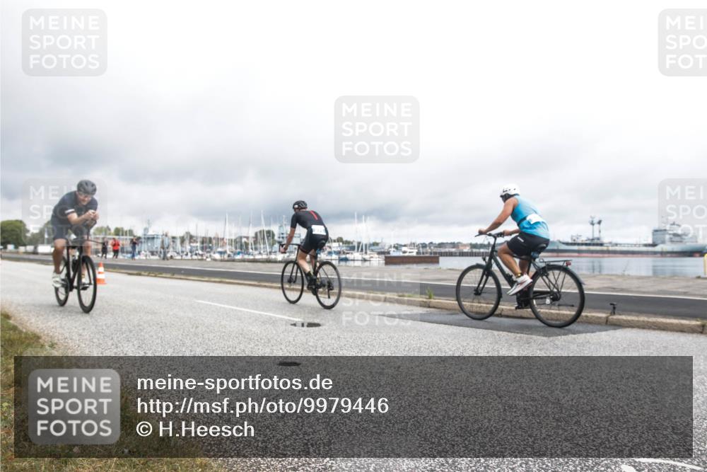 16.08.2026 - KN Förde Triathlon 2026 H.Heesch http://msf.ph/oto/9979446 16.08.2026 11:07:24 Radfahren 302, 322, 328 meine-sportfotos.de
