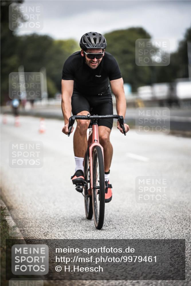 16.08.2026 - KN Förde Triathlon 2026 H.Heesch http://msf.ph/oto/9979461 16.08.2026 11:35:17 Radfahren 399 meine-sportfotos.de