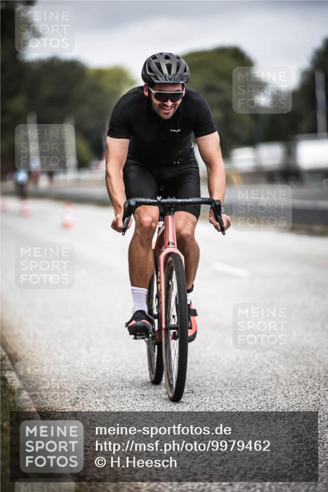 16.08.2026 - KN Förde Triathlon 2026 H.Heesch http://msf.ph/oto/9979462 16.08.2026 11:35:17 Radfahren 399 meine-sportfotos.de
