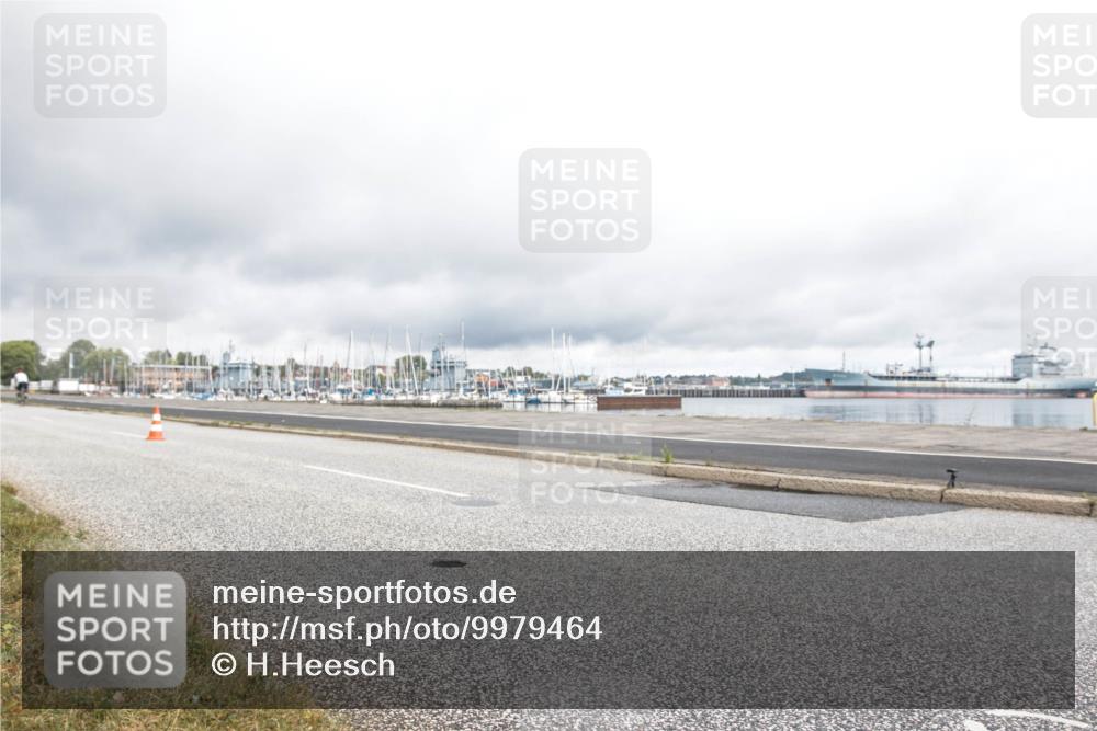16.08.2026 - KN Förde Triathlon 2026 H.Heesch http://msf.ph/oto/9979464 16.08.2026 11:07:57 Radfahren 319, 382 meine-sportfotos.de