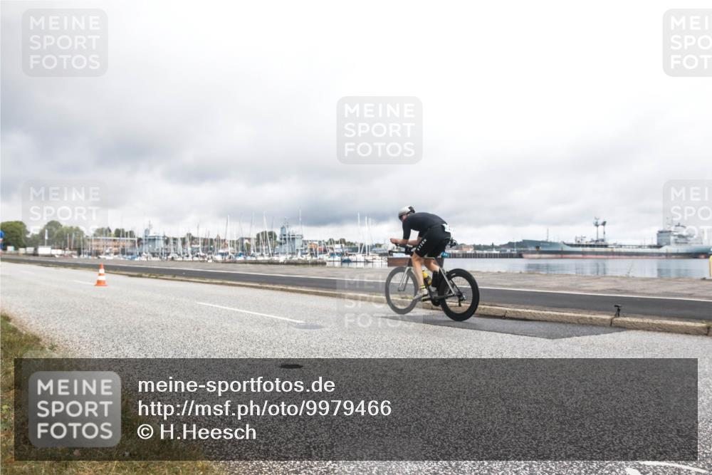 16.08.2026 - KN Förde Triathlon 2026 H.Heesch http://msf.ph/oto/9979466 16.08.2026 11:08:04 Radfahren 301, 307, 359, 382, 804 meine-sportfotos.de