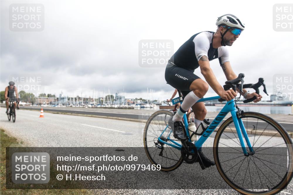 16.08.2026 - KN Förde Triathlon 2026 H.Heesch http://msf.ph/oto/9979469 16.08.2026 11:08:06 Radfahren 301, 307, 359, 804 meine-sportfotos.de