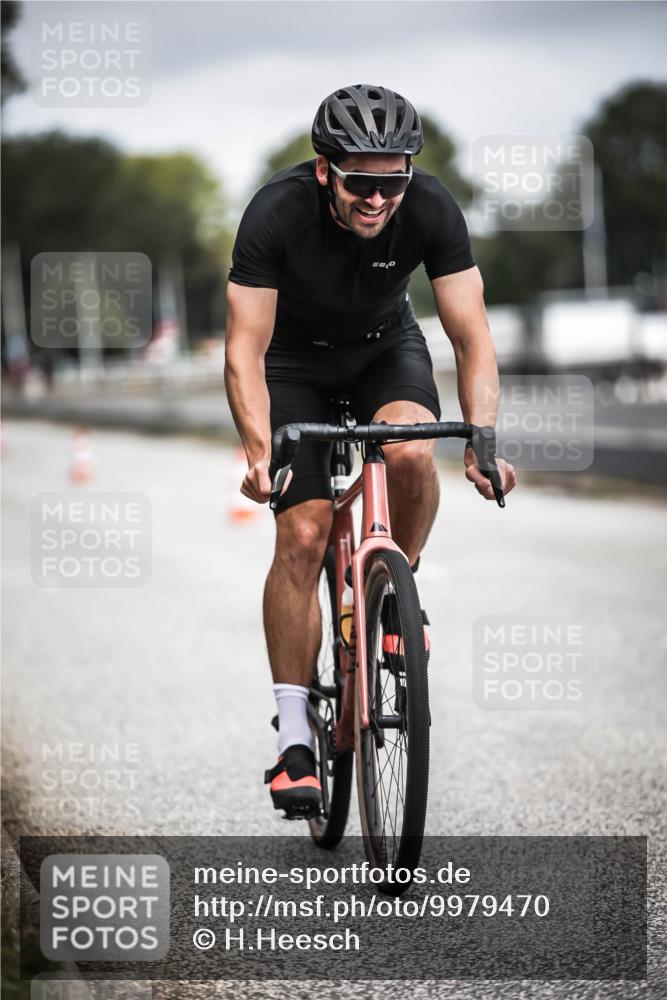 16.08.2026 - KN Förde Triathlon 2026 H.Heesch http://msf.ph/oto/9979470 16.08.2026 11:35:17 Radfahren 399 meine-sportfotos.de