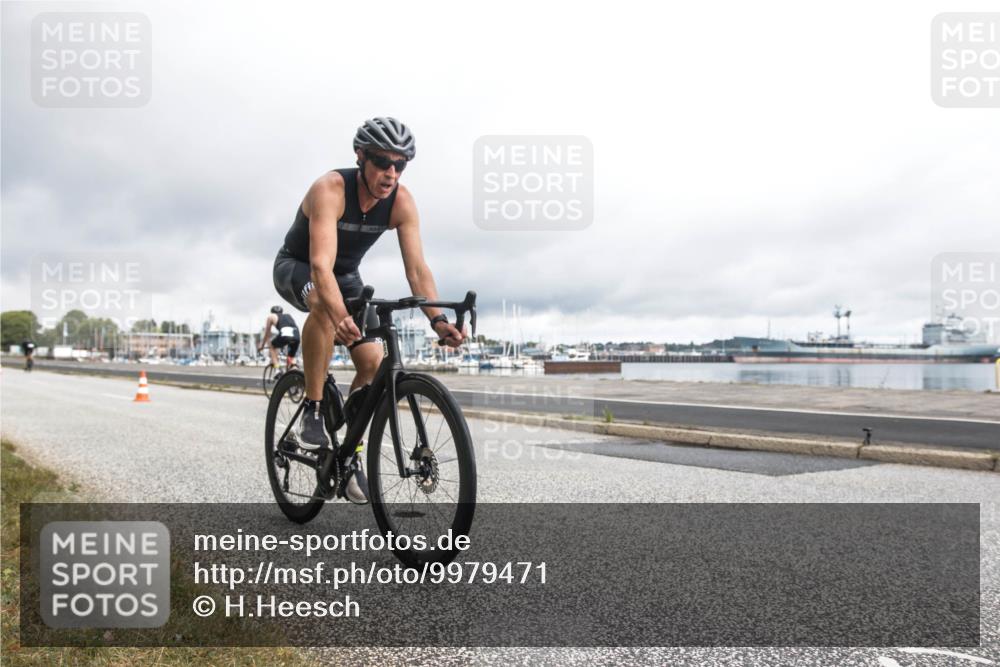 16.08.2026 - KN Förde Triathlon 2026 H.Heesch http://msf.ph/oto/9979471 16.08.2026 11:08:07 Radfahren 301, 307, 359, 804 meine-sportfotos.de