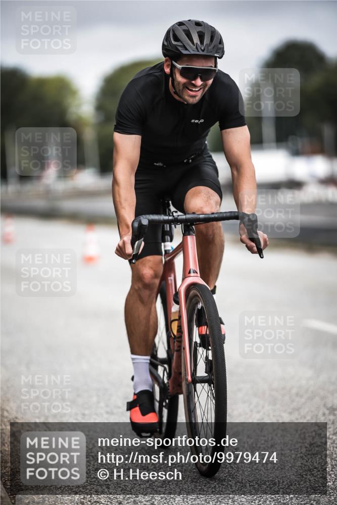16.08.2026 - KN Förde Triathlon 2026 H.Heesch http://msf.ph/oto/9979474 16.08.2026 11:35:18 Radfahren 355, 399, 426 meine-sportfotos.de