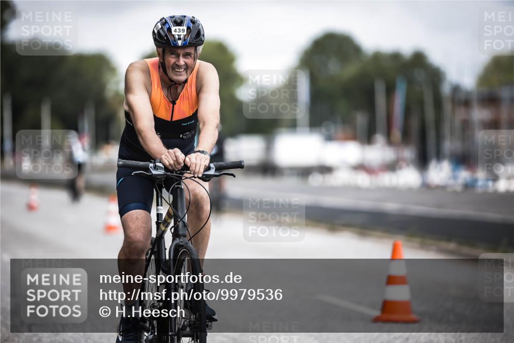 16.08.2026 - KN Förde Triathlon 2026 H.Heesch http://msf.ph/oto/9979536 16.08.2026 11:35:32 Radfahren 354, 392, 437, 439 meine-sportfotos.de