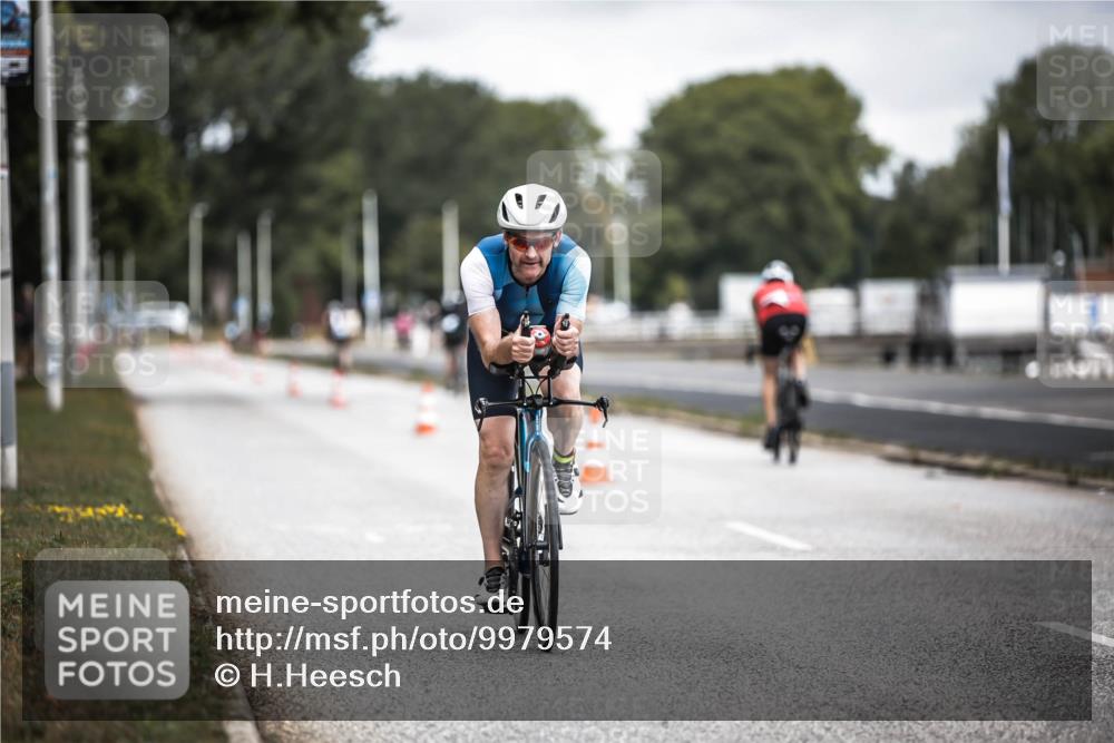 16.08.2026 - KN Förde Triathlon 2026 H.Heesch http://msf.ph/oto/9979574 16.08.2026 11:35:38 Radfahren 392, 412, 437 meine-sportfotos.de