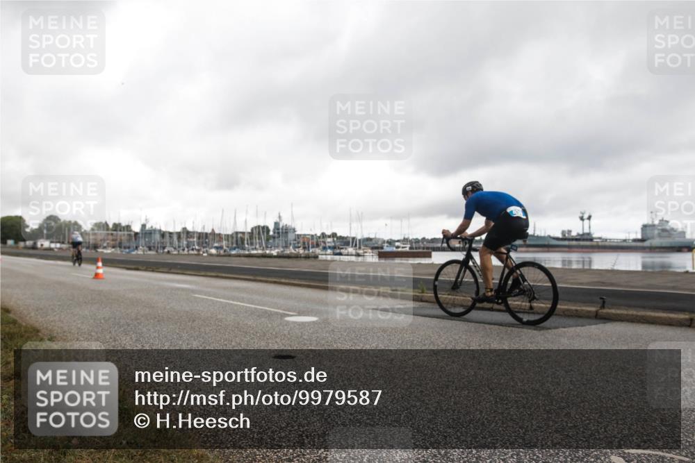 16.08.2026 - KN Förde Triathlon 2026 H.Heesch http://msf.ph/oto/9979587 16.08.2026 11:11:24 Radfahren 317, 353, 409 meine-sportfotos.de