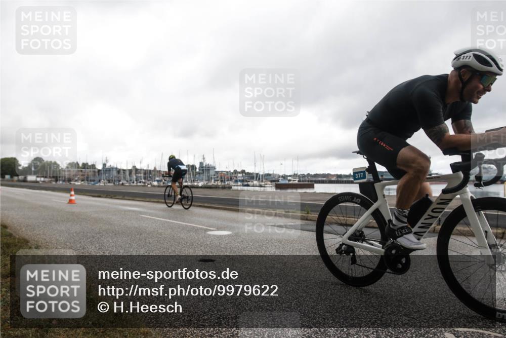 16.08.2026 - KN Förde Triathlon 2026 H.Heesch http://msf.ph/oto/9979622 16.08.2026 11:11:57 Radfahren 337, 369, 370, 373, 377, 389, 397 meine-sportfotos.de