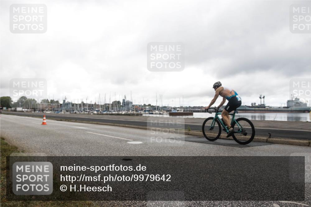 16.08.2026 - KN Förde Triathlon 2026 H.Heesch http://msf.ph/oto/9979642 16.08.2026 11:12:09 Radfahren 312, 334 meine-sportfotos.de