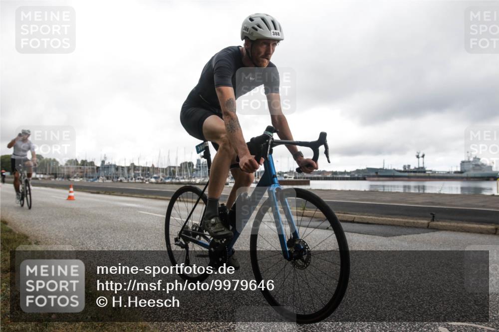 16.08.2026 - KN Förde Triathlon 2026 H.Heesch http://msf.ph/oto/9979646 16.08.2026 11:12:23 Radfahren 315, 364, 388, 400 meine-sportfotos.de