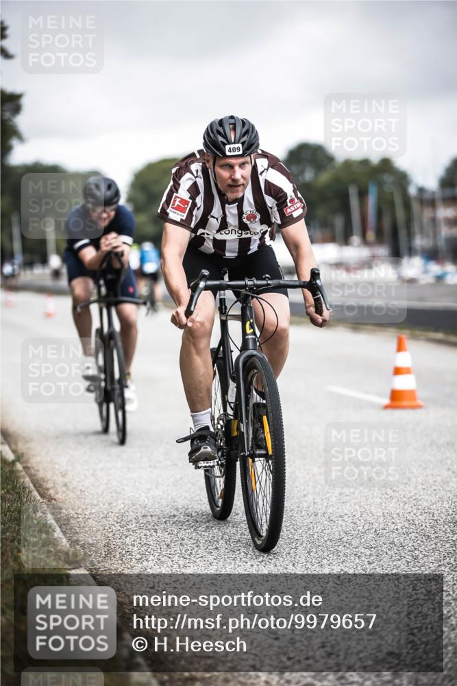 16.08.2026 - KN Förde Triathlon 2026 H.Heesch http://msf.ph/oto/9979657 16.08.2026 11:36:22 Radfahren 334, 409 meine-sportfotos.de