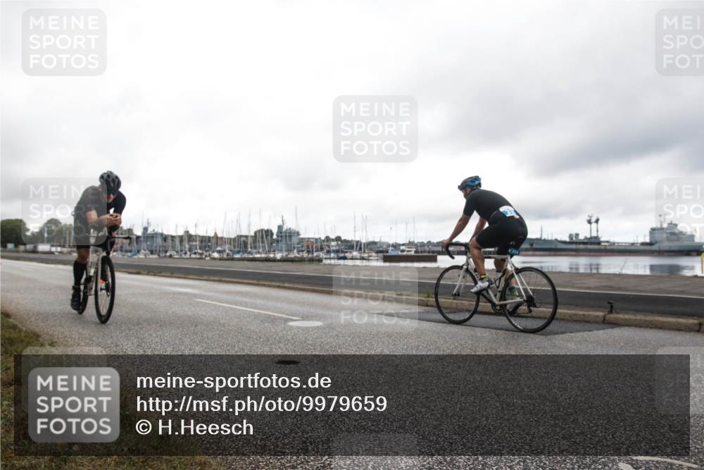 16.08.2026 - KN Förde Triathlon 2026 H.Heesch http://msf.ph/oto/9979659 16.08.2026 11:12:41 Radfahren 323, 395, 407 meine-sportfotos.de