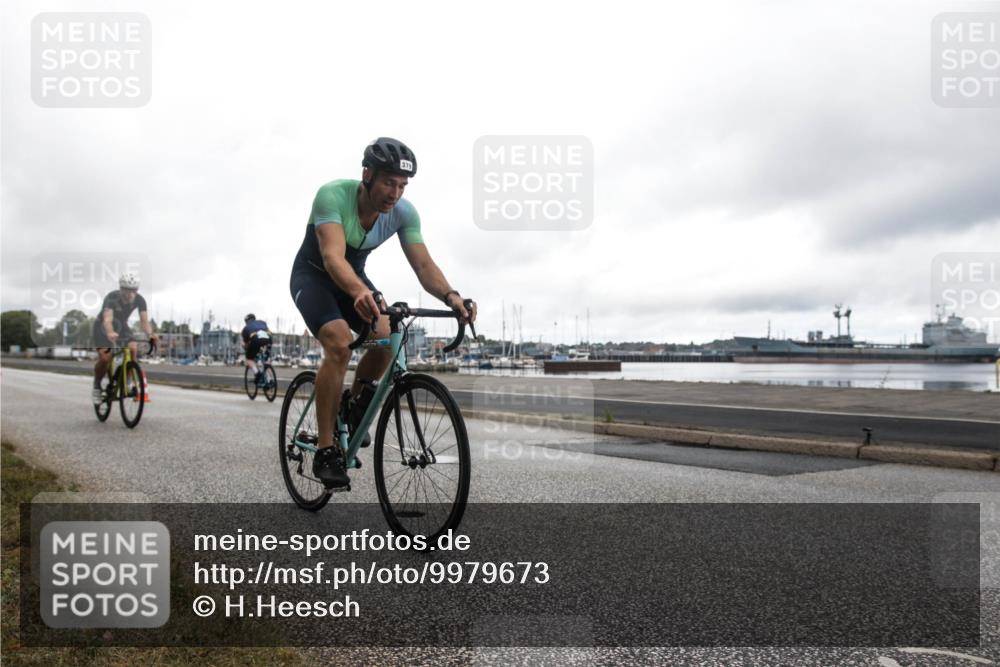 16.08.2026 - KN Förde Triathlon 2026 H.Heesch http://msf.ph/oto/9979673 16.08.2026 11:13:19 Radfahren 321, 329, 379, 385, 399 meine-sportfotos.de