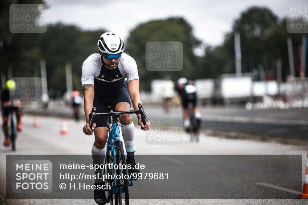 16.08.2026 - KN Förde Triathlon 2026 H.Heesch http://msf.ph/oto/9979681 16.08.2026 11:36:36 Radfahren 339, 371, 382, 435 meine-sportfotos.de