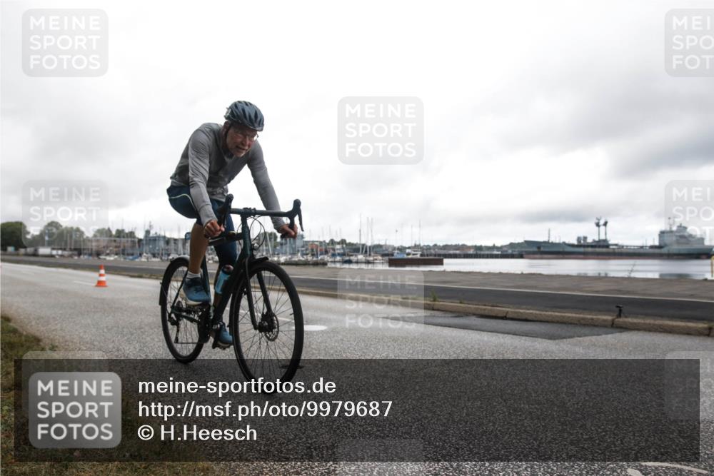 16.08.2026 - KN Förde Triathlon 2026 H.Heesch http://msf.ph/oto/9979687 16.08.2026 11:13:36 Radfahren 394, 413, 421 meine-sportfotos.de