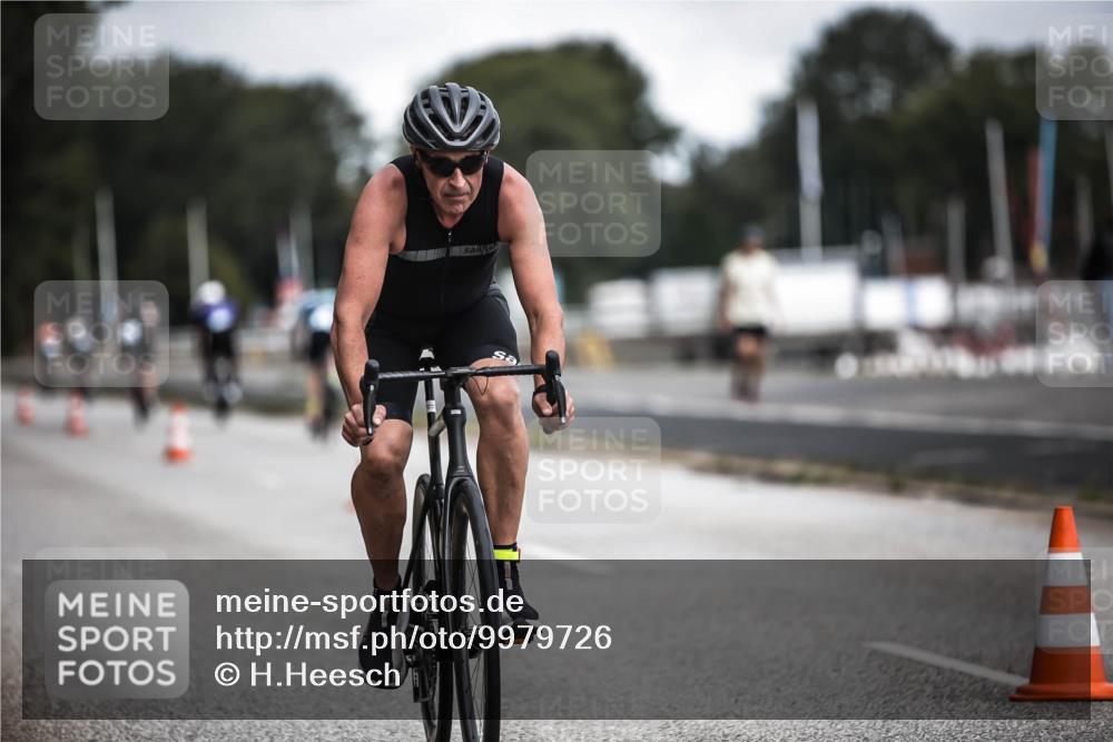 16.08.2026 - KN Förde Triathlon 2026 H.Heesch http://msf.ph/oto/9979726 16.08.2026 11:36:44 Radfahren  meine-sportfotos.de