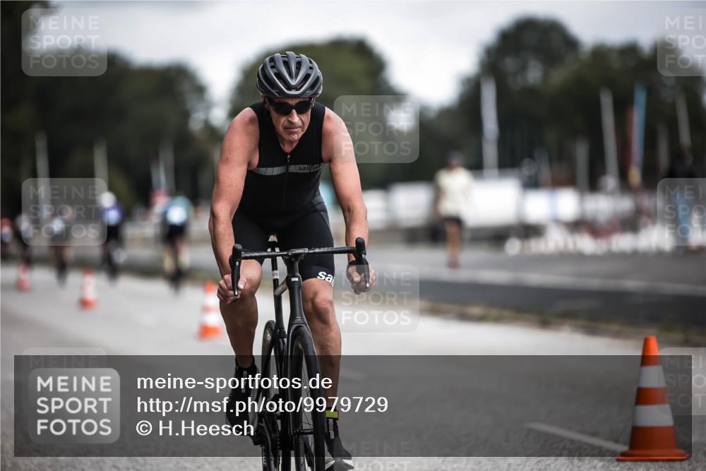 16.08.2026 - KN Förde Triathlon 2026 H.Heesch http://msf.ph/oto/9979729 16.08.2026 11:36:44 Radfahren  meine-sportfotos.de
