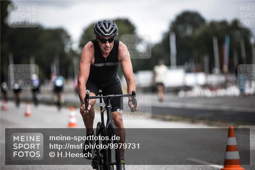 16.08.2026 - KN Förde Triathlon 2026 H.Heesch http://msf.ph/oto/9979731 16.08.2026 11:36:44 Radfahren  meine-sportfotos.de