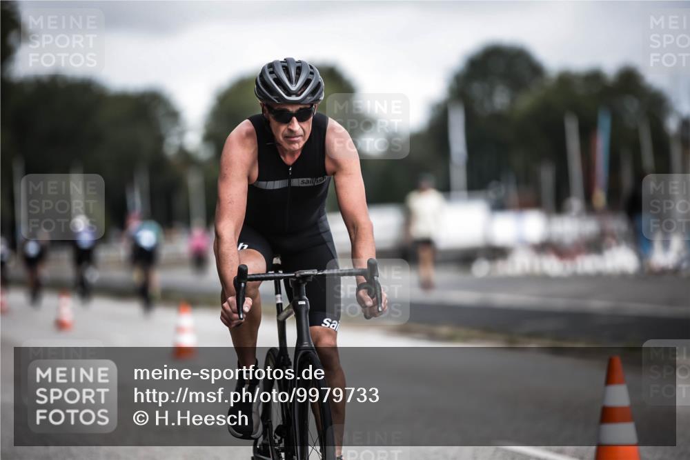 16.08.2026 - KN Förde Triathlon 2026 H.Heesch http://msf.ph/oto/9979733 16.08.2026 11:36:44 Radfahren  meine-sportfotos.de