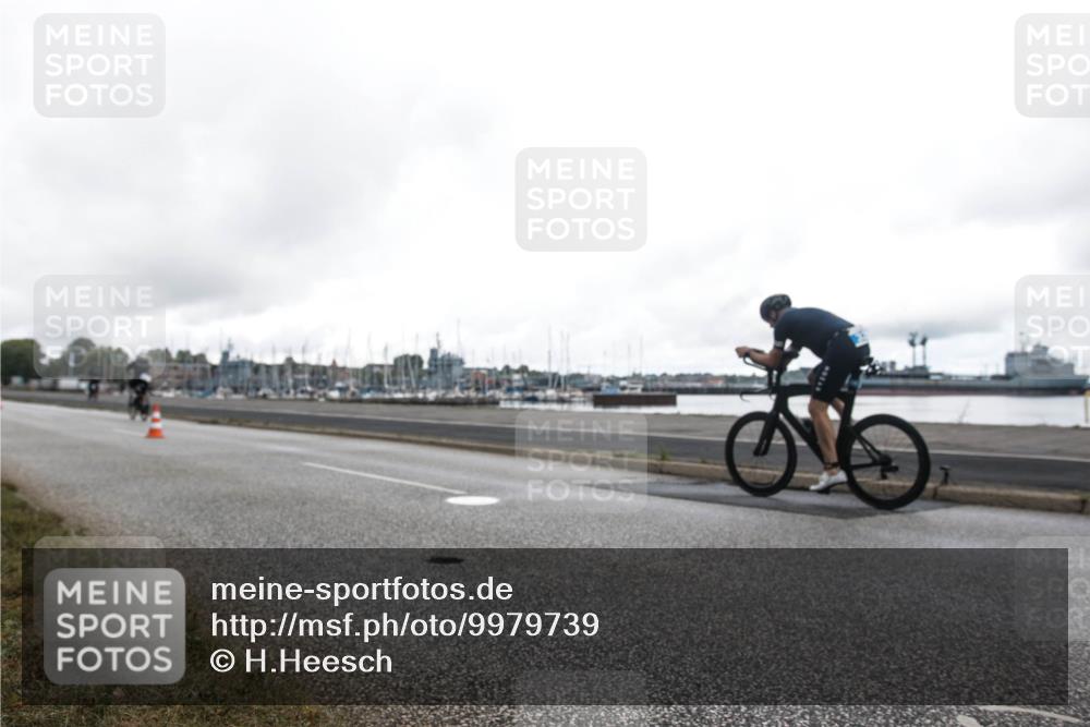 16.08.2026 - KN Förde Triathlon 2026 H.Heesch http://msf.ph/oto/9979739 16.08.2026 11:14:45 Radfahren 350, 370, 396, 400 meine-sportfotos.de