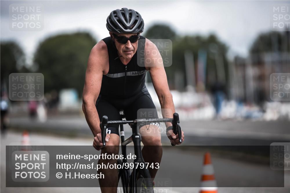 16.08.2026 - KN Förde Triathlon 2026 H.Heesch http://msf.ph/oto/9979743 16.08.2026 11:36:44 Radfahren  meine-sportfotos.de