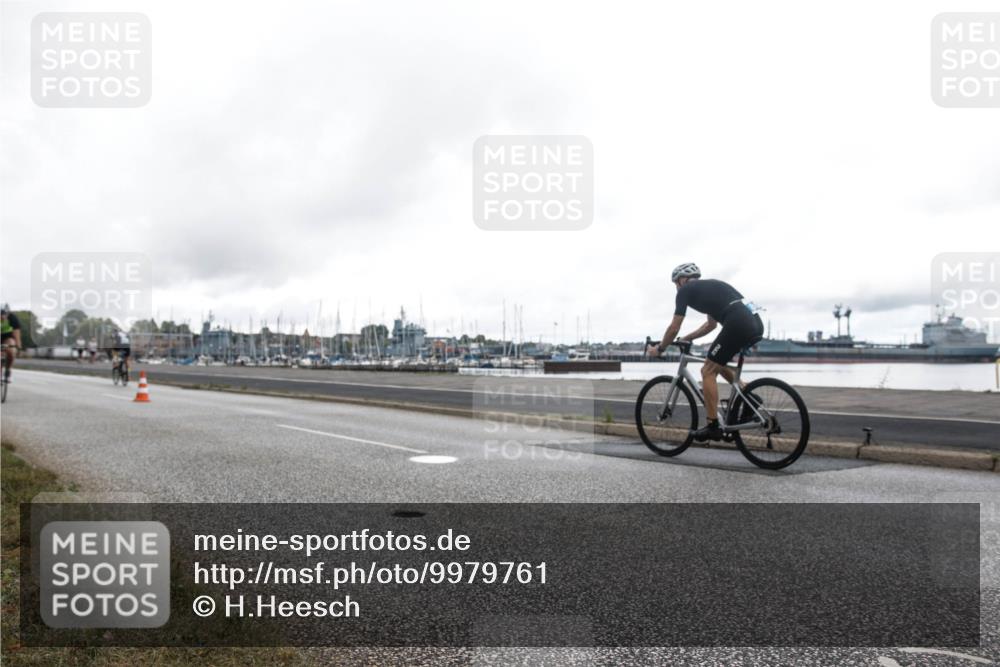 16.08.2026 - KN Förde Triathlon 2026 H.Heesch http://msf.ph/oto/9979761 16.08.2026 11:15:29 Radfahren 412, 802 meine-sportfotos.de