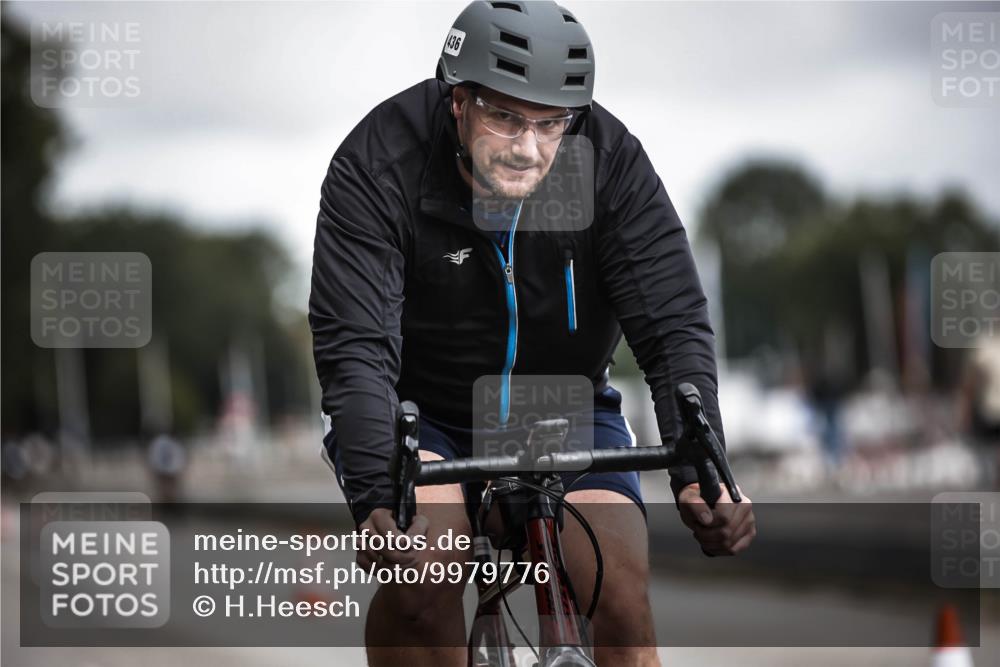 16.08.2026 - KN Förde Triathlon 2026 H.Heesch http://msf.ph/oto/9979776 16.08.2026 11:36:51 Radfahren 429, 436 meine-sportfotos.de