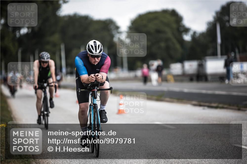 16.08.2026 - KN Förde Triathlon 2026 H.Heesch http://msf.ph/oto/9979781 16.08.2026 11:36:55 Radfahren 375, 422, 436 meine-sportfotos.de