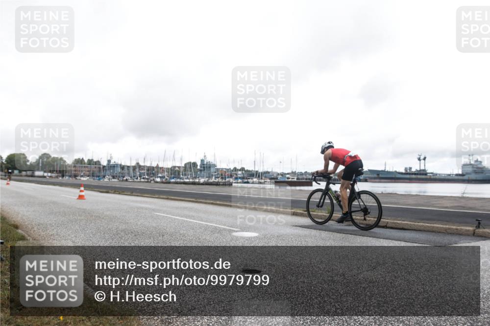 16.08.2026 - KN Förde Triathlon 2026 H.Heesch http://msf.ph/oto/9979799 16.08.2026 11:16:37 Radfahren 356, 416 meine-sportfotos.de