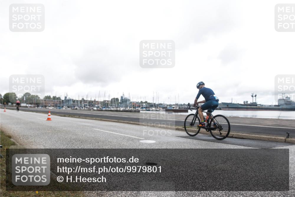 16.08.2026 - KN Förde Triathlon 2026 H.Heesch http://msf.ph/oto/9979801 16.08.2026 11:16:40 Radfahren 356, 427 meine-sportfotos.de