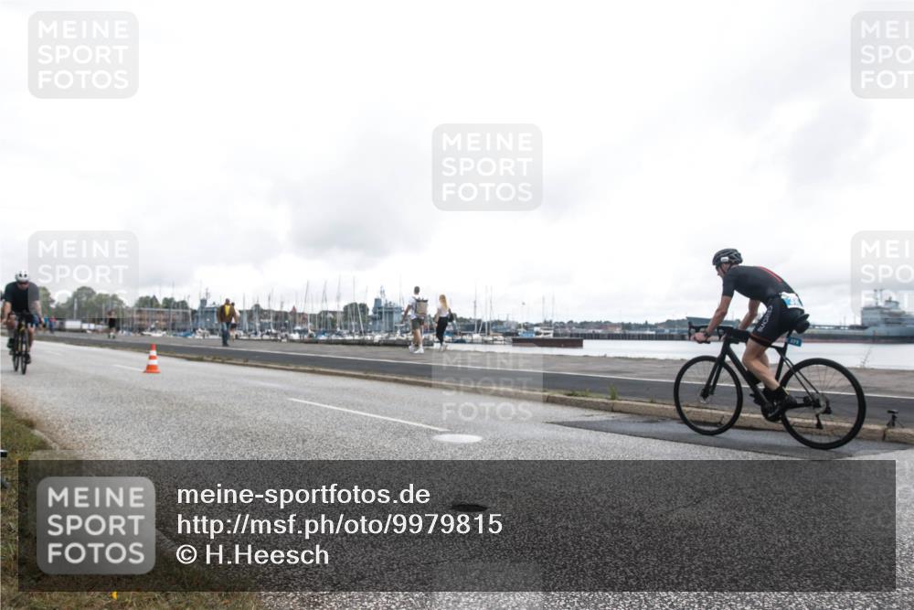 16.08.2026 - KN Förde Triathlon 2026 H.Heesch http://msf.ph/oto/9979815 16.08.2026 11:17:30 Radfahren 322, 349, 358, 382, 432, 435, 804 meine-sportfotos.de