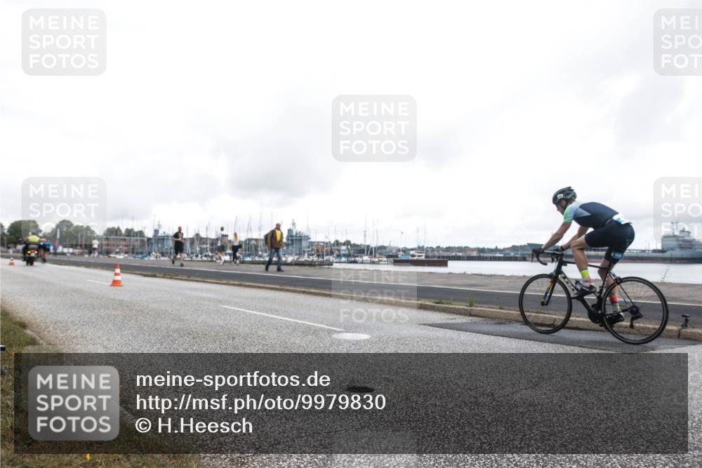 16.08.2026 - KN Förde Triathlon 2026 H.Heesch http://msf.ph/oto/9979830 16.08.2026 11:17:36 Radfahren 304, 355, 358, 359, 382, 383, 390, 417 meine-sportfotos.de