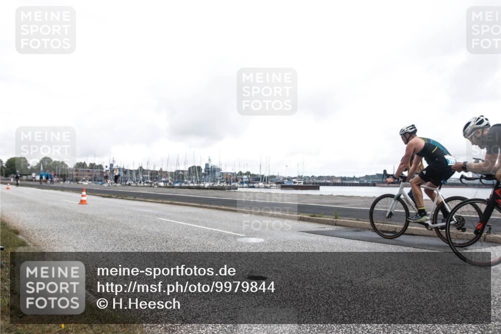 16.08.2026 - KN Förde Triathlon 2026 H.Heesch http://msf.ph/oto/9979844 16.08.2026 11:17:44 Radfahren 304, 308, 317, 318, 383, 390, 803 meine-sportfotos.de