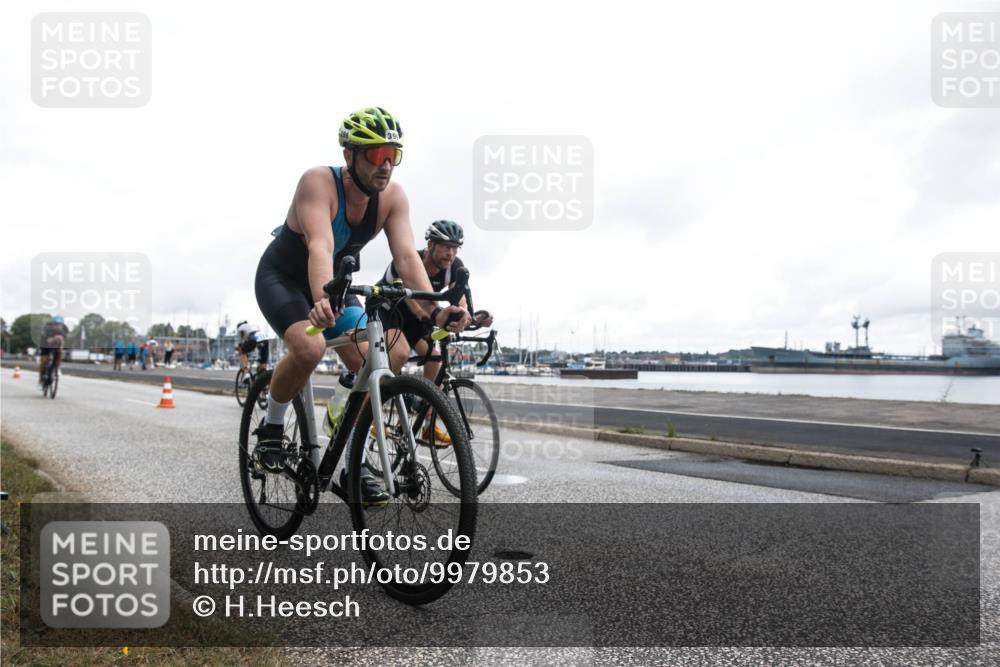 16.08.2026 - KN Förde Triathlon 2026 H.Heesch http://msf.ph/oto/9979853 16.08.2026 11:17:53 Radfahren 301, 306, 311, 314, 330, 367, 396, 802 meine-sportfotos.de