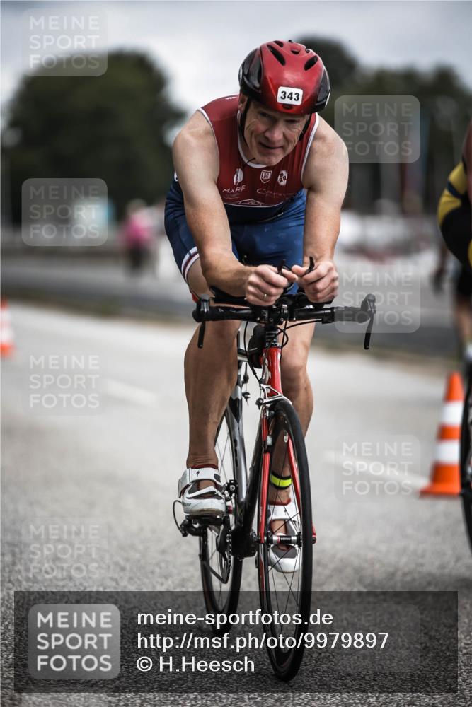 16.08.2026 - KN Förde Triathlon 2026 H.Heesch http://msf.ph/oto/9979897 16.08.2026 11:37:10 Radfahren 370, 402 meine-sportfotos.de