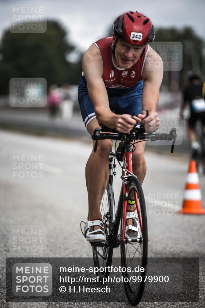 16.08.2026 - KN Förde Triathlon 2026 H.Heesch http://msf.ph/oto/9979900 16.08.2026 11:37:10 Radfahren 370, 402 meine-sportfotos.de