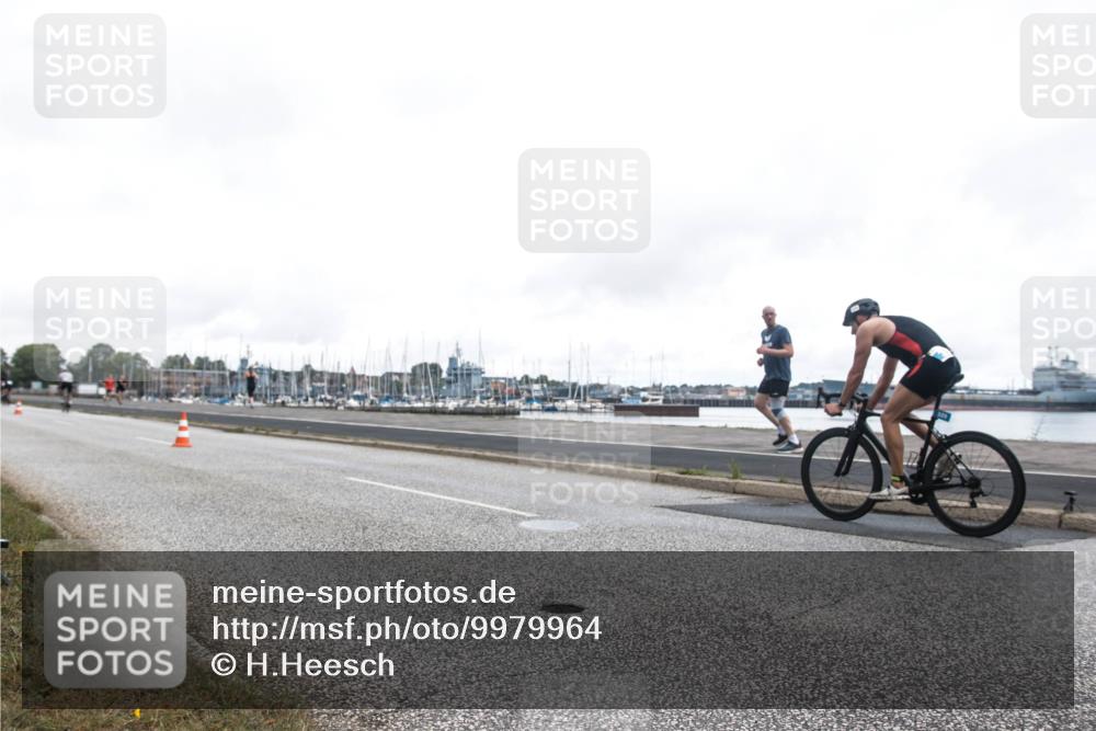 16.08.2026 - KN Förde Triathlon 2026 H.Heesch http://msf.ph/oto/9979964 16.08.2026 11:20:15 Radfahren 301, 311 meine-sportfotos.de