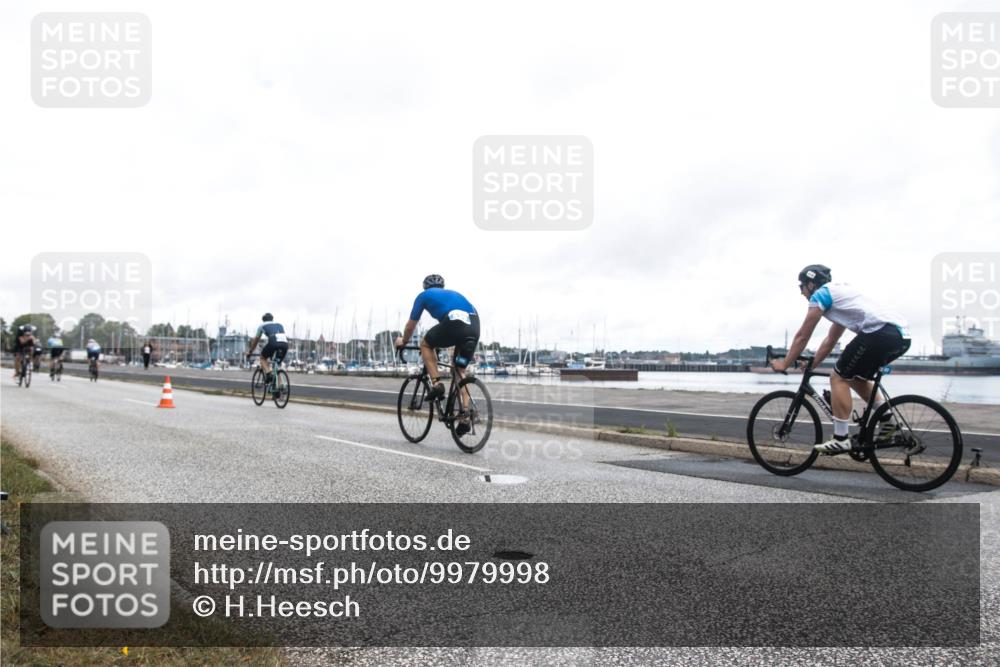 16.08.2026 - KN Förde Triathlon 2026 H.Heesch http://msf.ph/oto/9979998 16.08.2026 11:21:07 Radfahren 310, 316, 392 meine-sportfotos.de