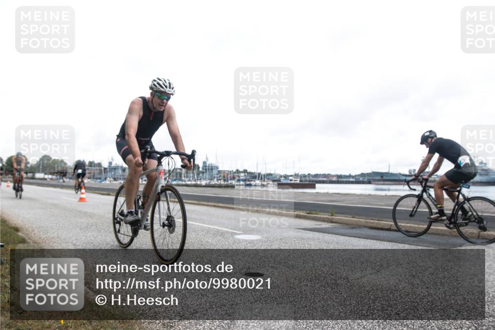 16.08.2026 - KN Förde Triathlon 2026 H.Heesch http://msf.ph/oto/9980021 16.08.2026 11:21:44 Radfahren 323, 342, 347, 365, 377 meine-sportfotos.de