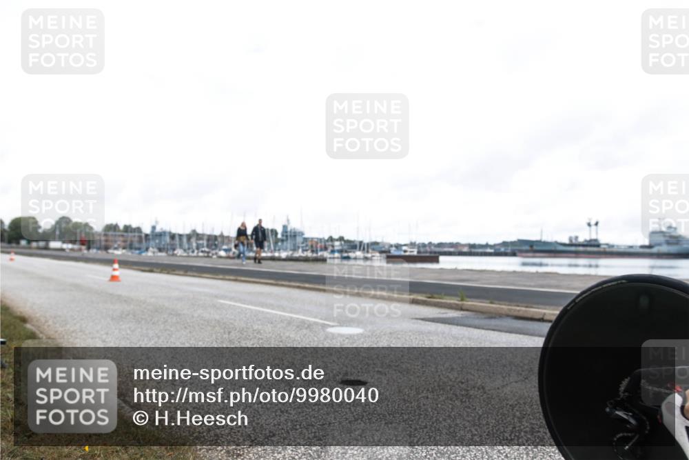16.08.2026 - KN Förde Triathlon 2026 H.Heesch http://msf.ph/oto/9980040 16.08.2026 11:22:04 Radfahren 340, 376, 393, 401 meine-sportfotos.de