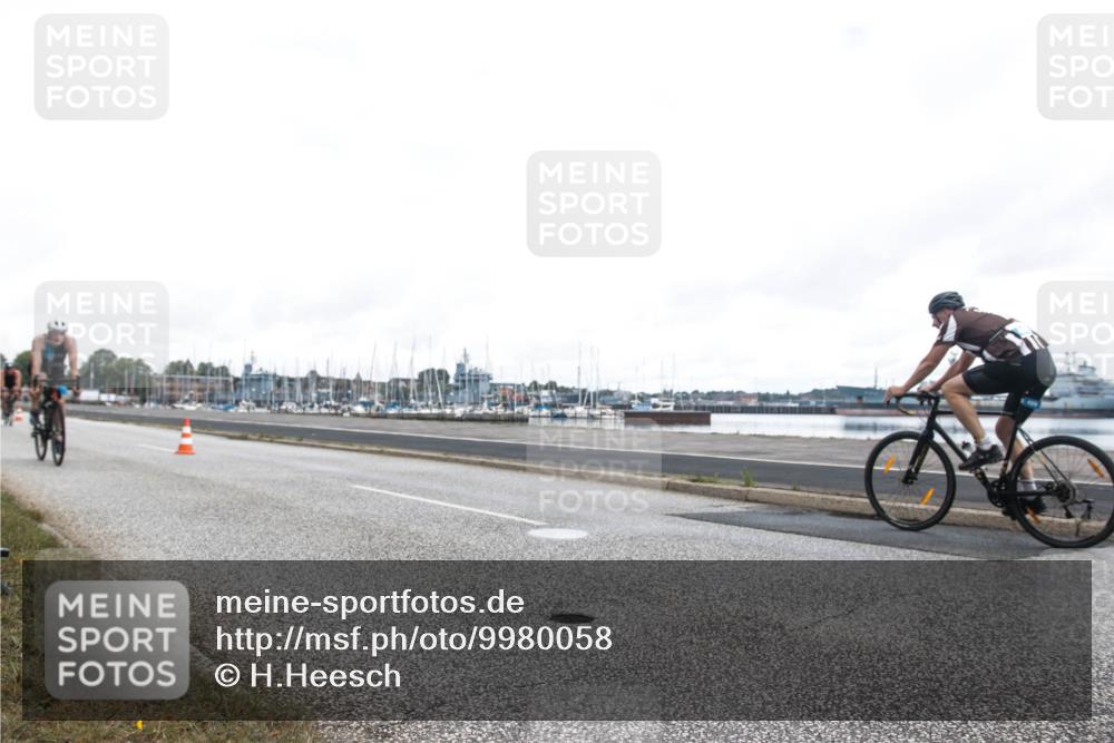 16.08.2026 - KN Förde Triathlon 2026 H.Heesch http://msf.ph/oto/9980058 16.08.2026 11:22:32 Radfahren 307, 315, 325, 336, 368, 369, 389, 415 meine-sportfotos.de