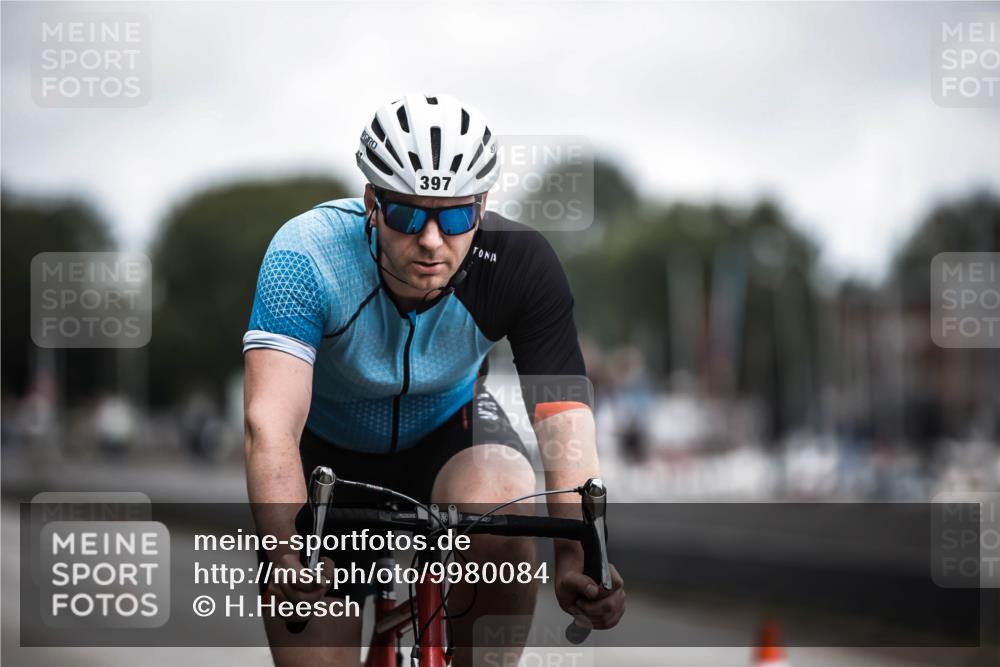 16.08.2026 - KN Förde Triathlon 2026 H.Heesch http://msf.ph/oto/9980084 16.08.2026 11:43:25 Radfahren  meine-sportfotos.de